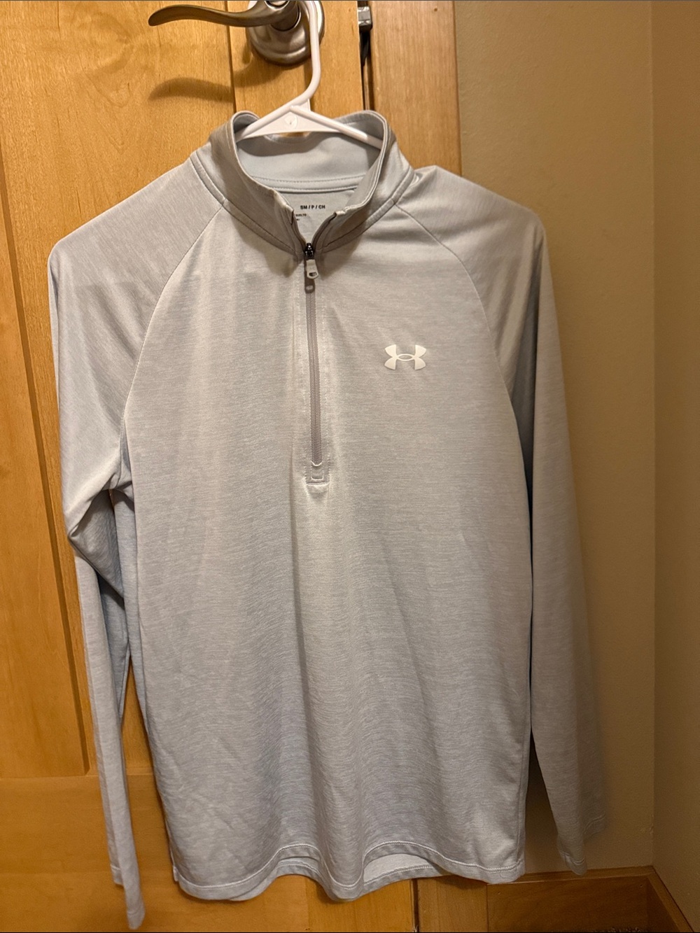 Under Armour Light Gray Quarter-Zip Performance Pullover